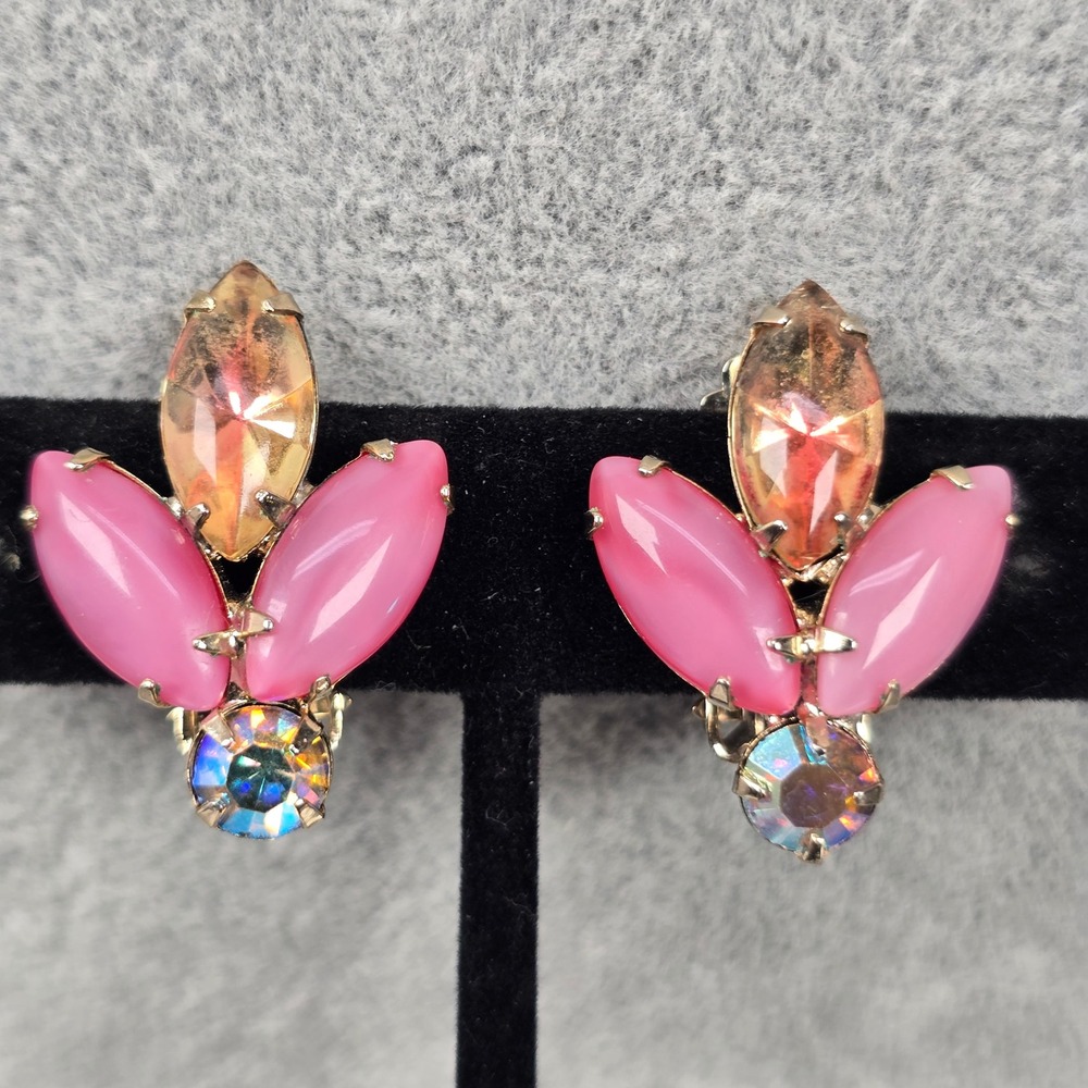 Vintage Juliana Style Aurora Borealis Pink Rhinestone Clip On Earrings Gold Tone